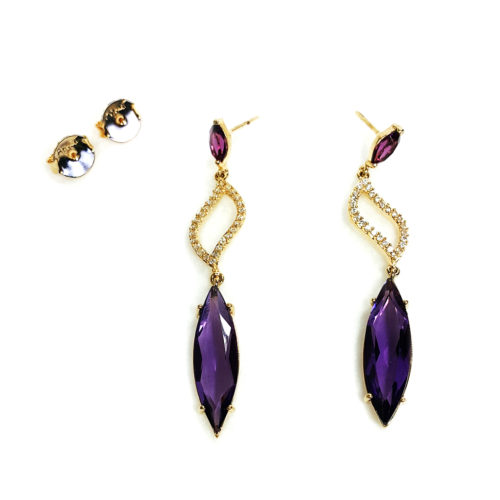 Brinco folheado ouro 18K com Cristal ametista e micro Zircônias Cravejadas